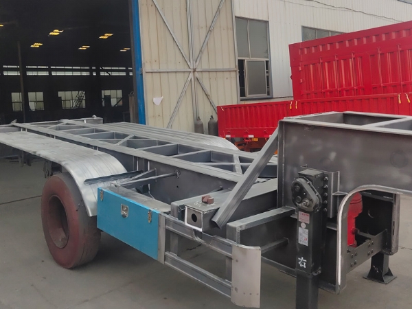 骨架后翻自卸車(chē)