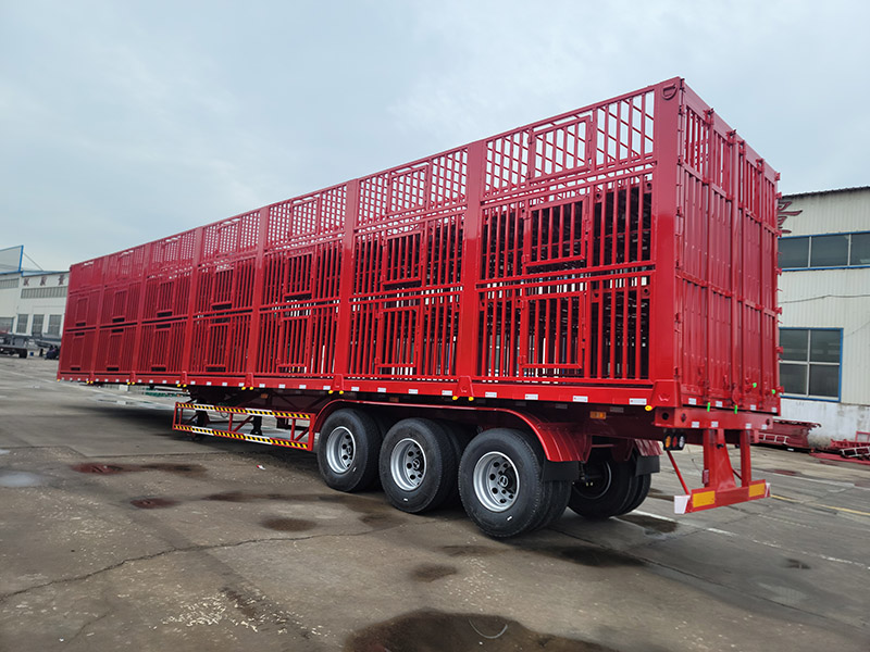 畜牧運輸半掛車