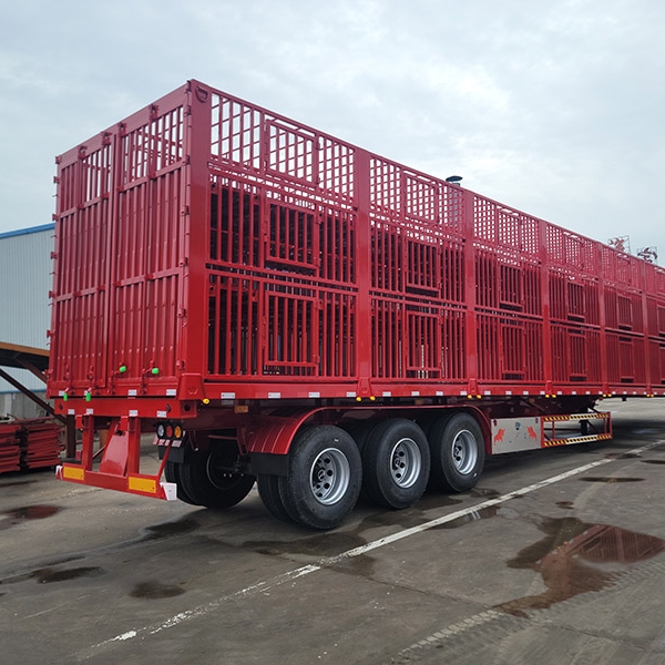 畜牧運輸半掛車