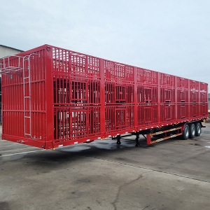 畜牧運(yùn)輸半掛車