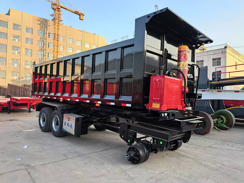 后翻自卸半掛車