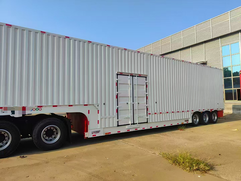 集裝箱半掛車