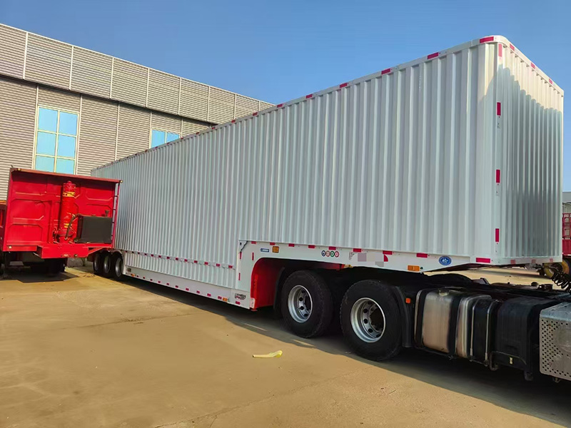集裝箱半掛車